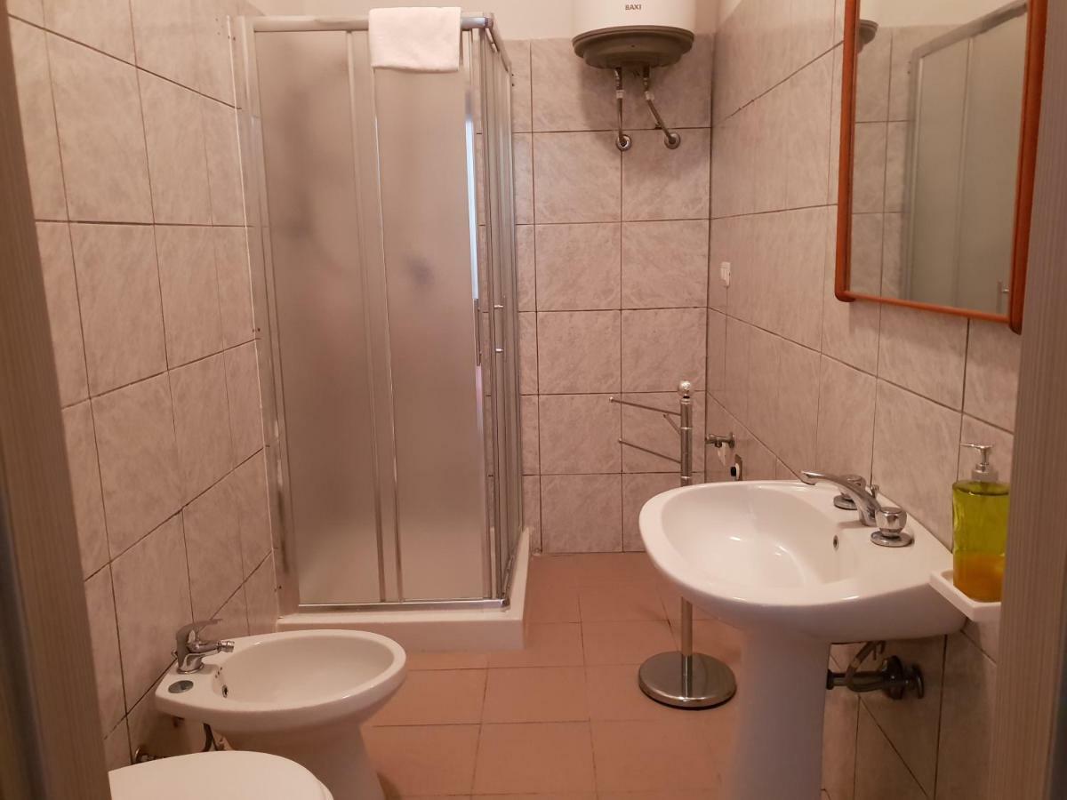 Apartamento Red Ginger Oristano Exterior foto